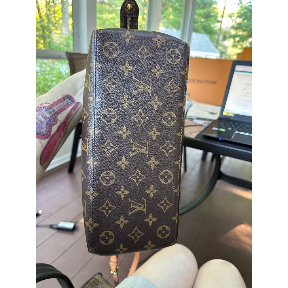 Louis Vuitton Petit Palais PM Mint incl Lock Dustbag Box COA - Picture 6 of 12